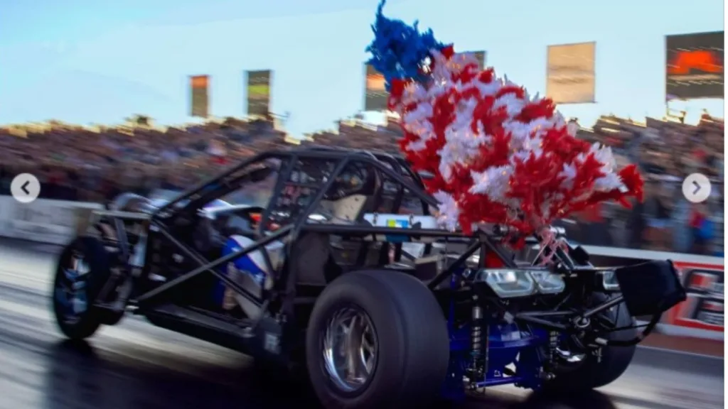 Drag Racing - Christmas Tree Simulator 3 Why Drag Racing - Christmas Tree Simulator Is Worth Playing